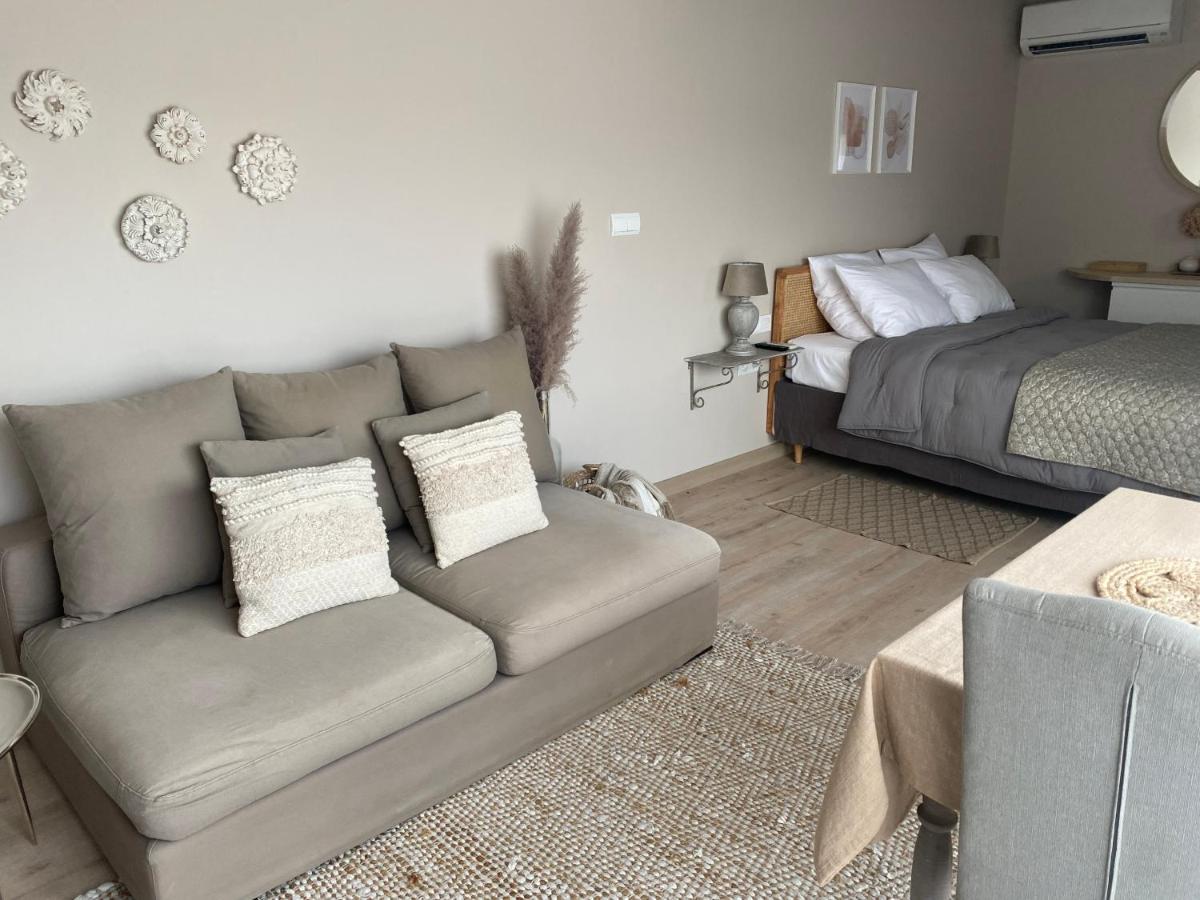 La Petite Campagne Bed & Breakfast Mane  Ngoại thất bức ảnh